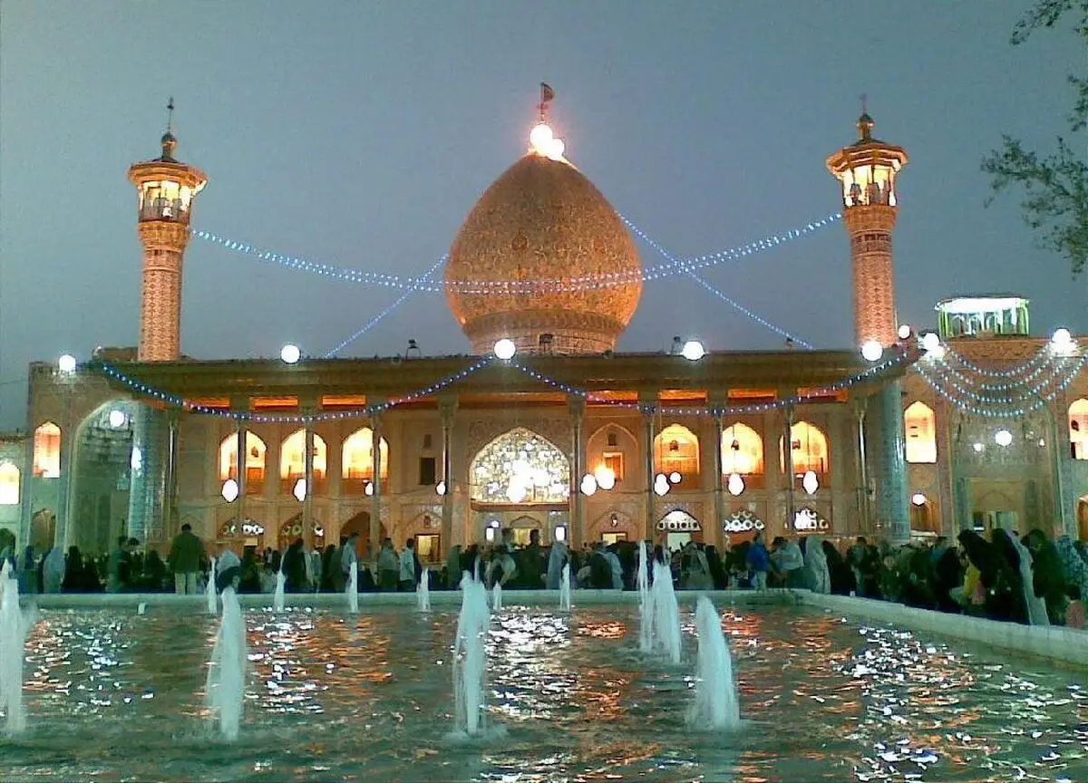 "حرم شاهچراغ(ع) به مرکز تحقیقات اسلامی و برگزاری اجلاس‌های بین‌المللی تبدیل می‌شود"