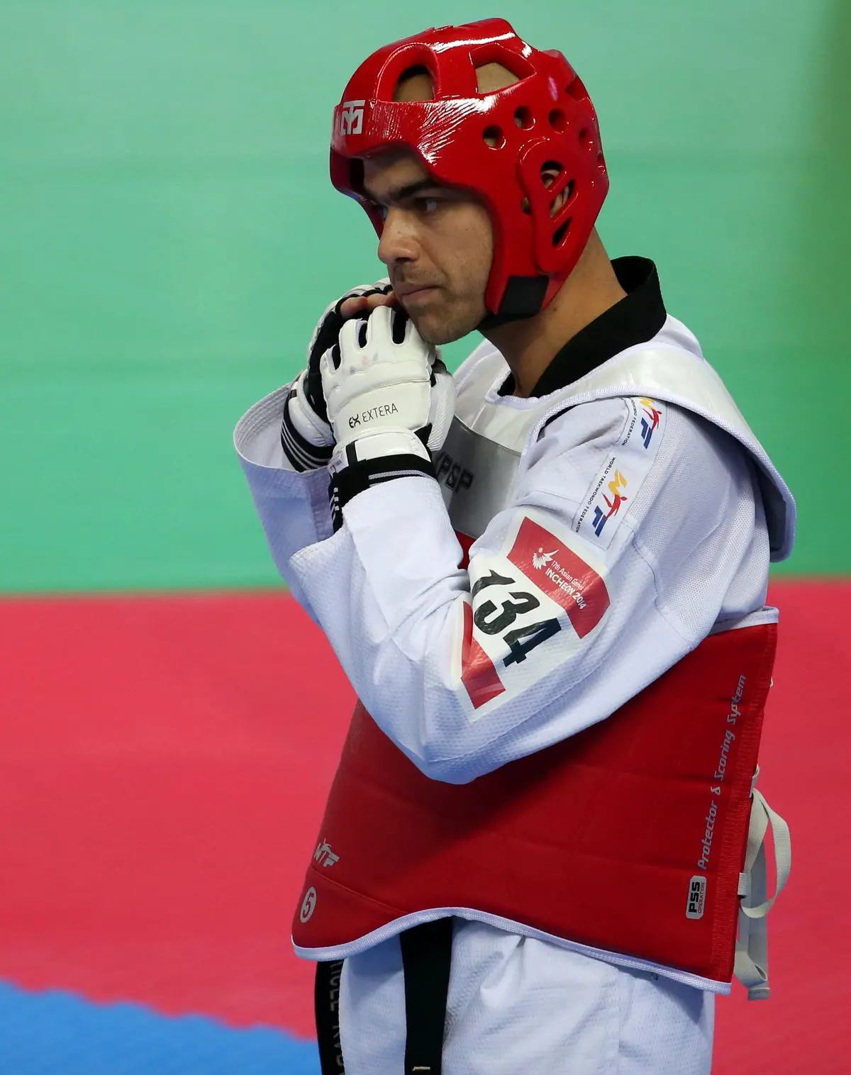 یوسف کرمی: از مردم بابت عدم کسب مدال طلب‌ بخشش می‌کنم