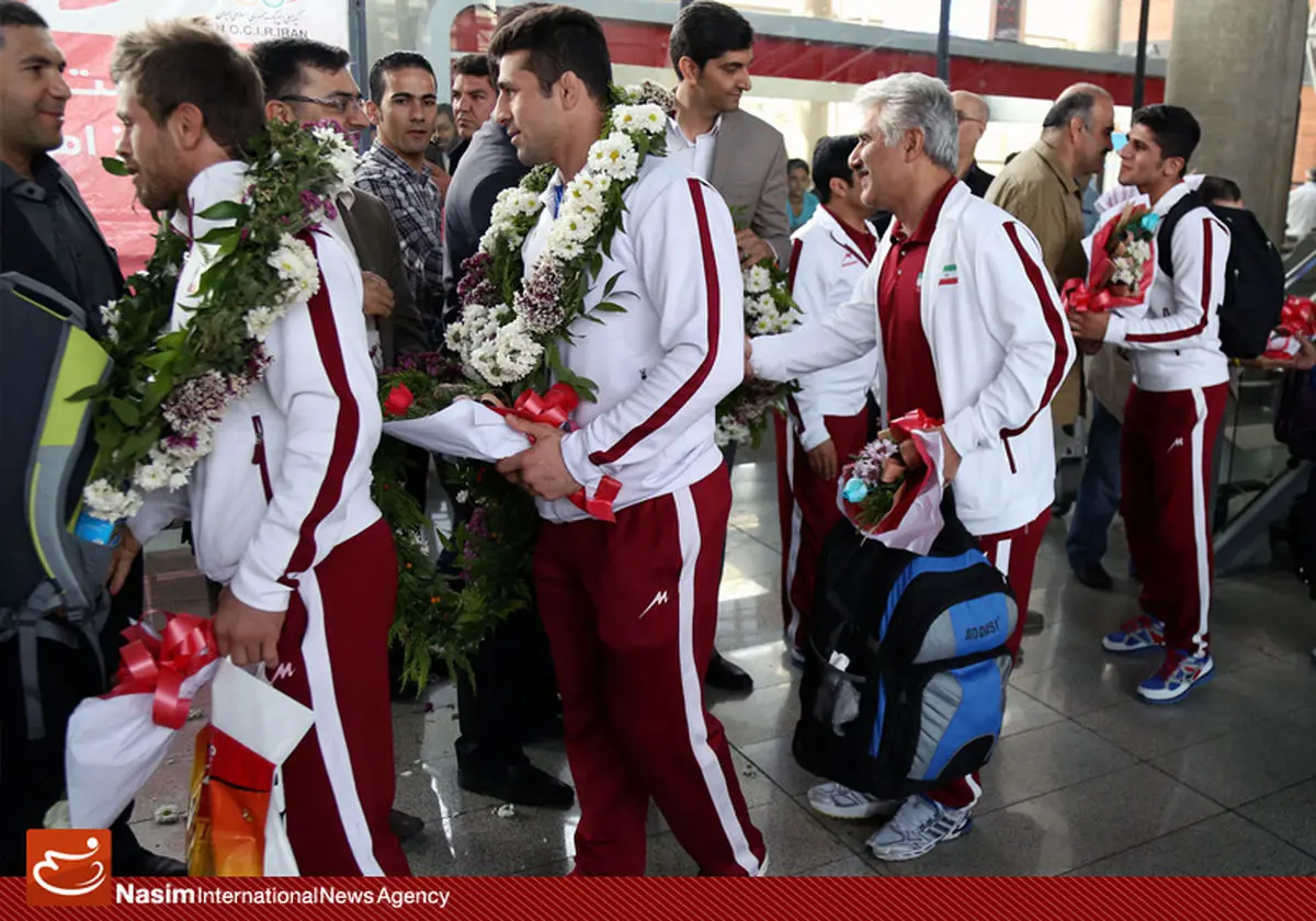 گزارش تصویری:: بازگشت تیم ملی کشتی از بازی‌های آسیایی اینچئون
