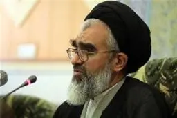 امام جمعه قم: دانشجویان برای اعتلای کلمه الله در سنگر دانشگاه تلاش کنند
