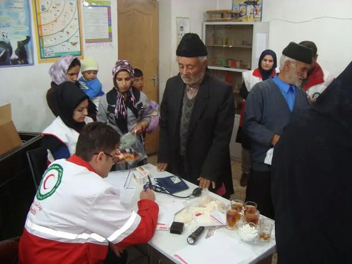 "چهار هزار نفر از خدمات رایگان پزشکی هلال‌‌احمر در اردبیل بهره‌مند شدند"