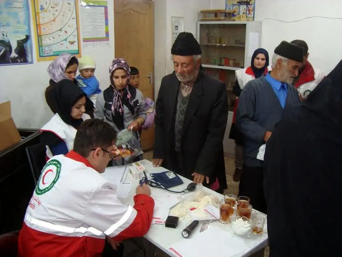 "چهار هزار نفر از خدمات رایگان پزشکی هلال‌‌احمر در اردبیل بهره‌مند شدند"
