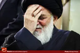 روحانی در مراسم ختم والده آیت‌الله هاشمی شاهرودی شرکت کرد