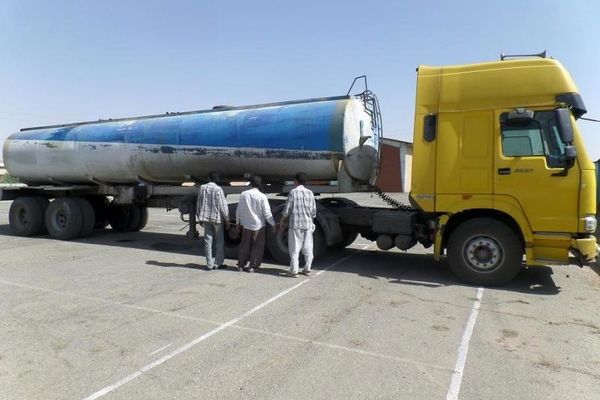 بیش از ۱۰۰ هزار لیتر سوخت قاچاق در البرز کشف شد