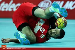 ملی‌‌پوش هندبال: خوب بازی کردیم اما اواخر بازی خراب کردیم