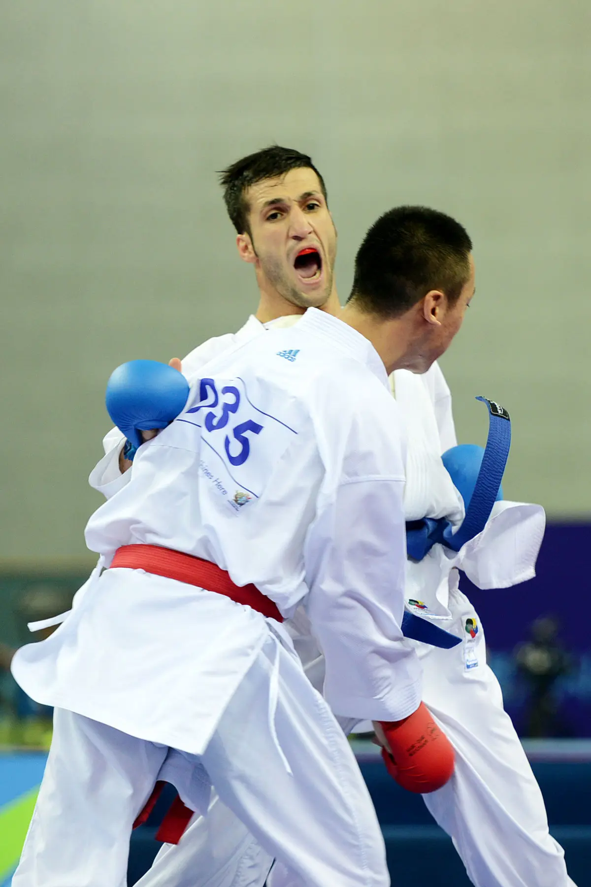 امیر مهدی‌زاده، طلای آسیا را بر گردن آویخت