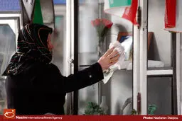 خادمان حرم حضرت معصمومه(س) با والدین ۵۰۰ شهید سادات استان قم دیدار می‌کنند