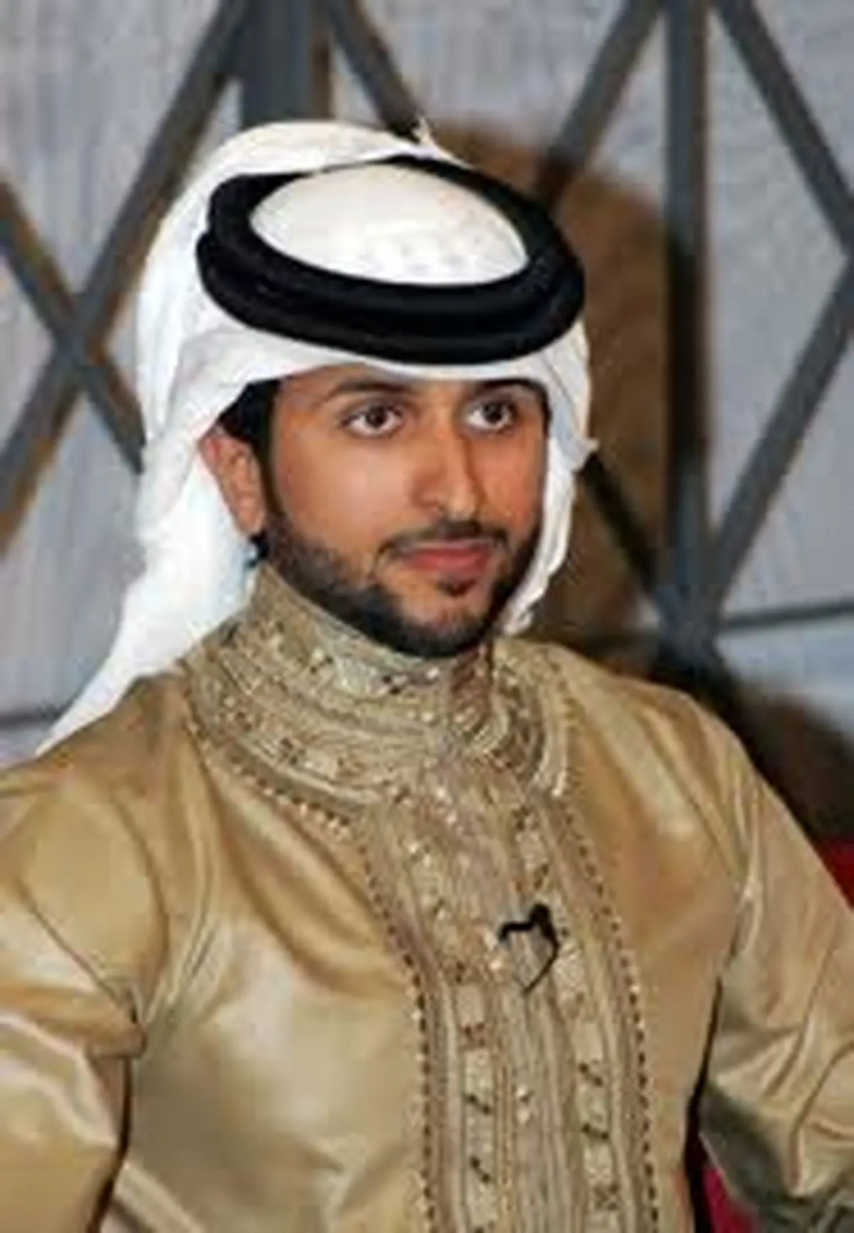 مقامات منامه دست داشتن پسر شاه بحرین در شکنجه مخالفان این کشور را تکذیب کردند