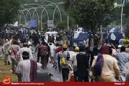 ۴۹ نفر در ازدحام تظاهرات ضد دولتی در پاکستان کشته و زخمی شدند