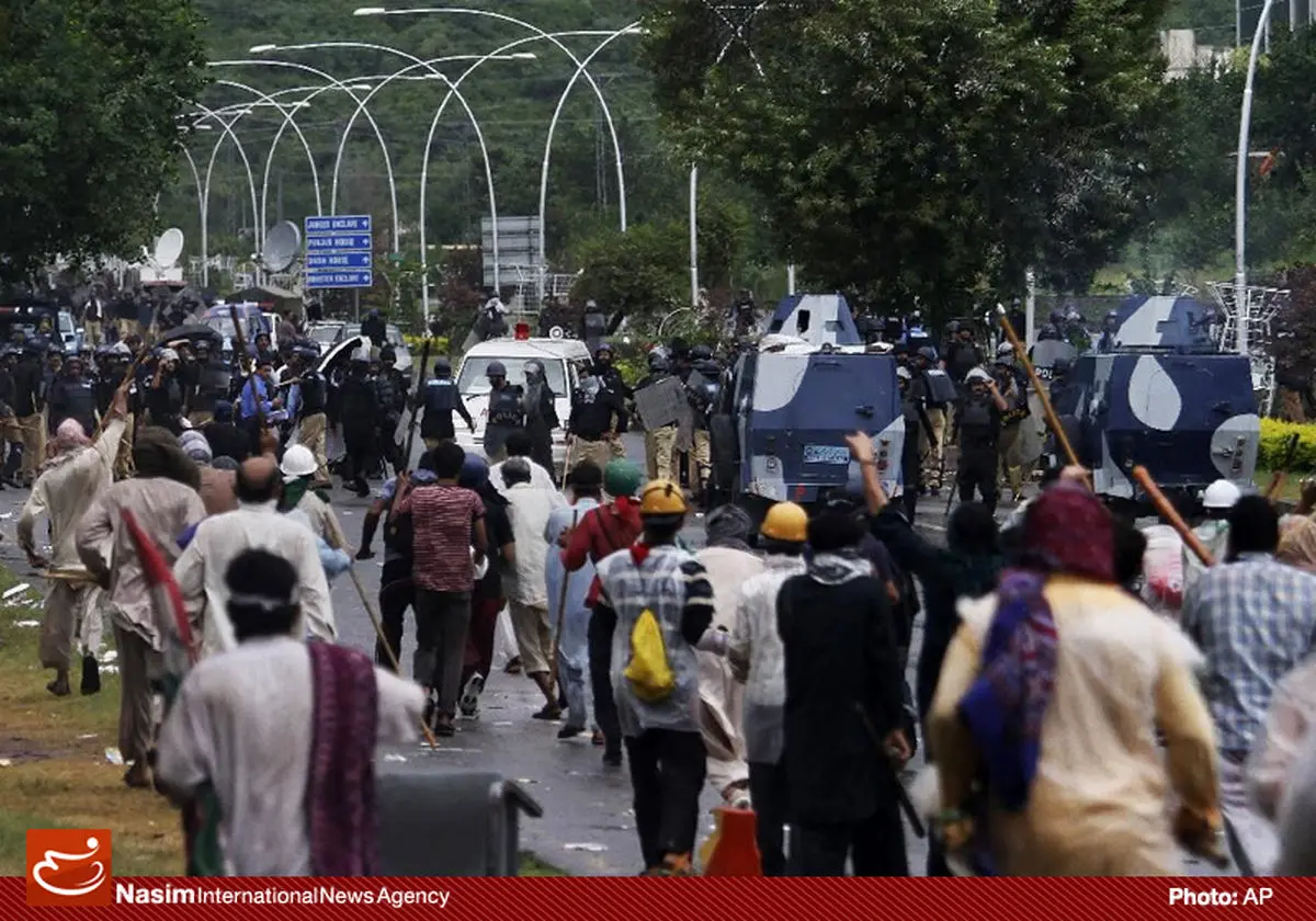 ۴۹ نفر در ازدحام تظاهرات ضد دولتی در پاکستان کشته و زخمی شدند