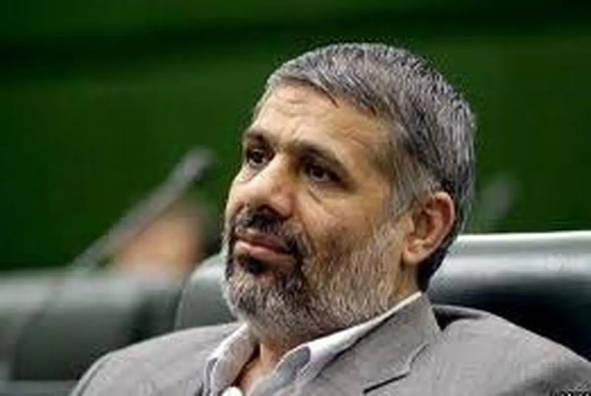 فدایی: محوریت روحانیت و فراگیری آن جایگاه مهمی در وحدت اصولگرایان دارد