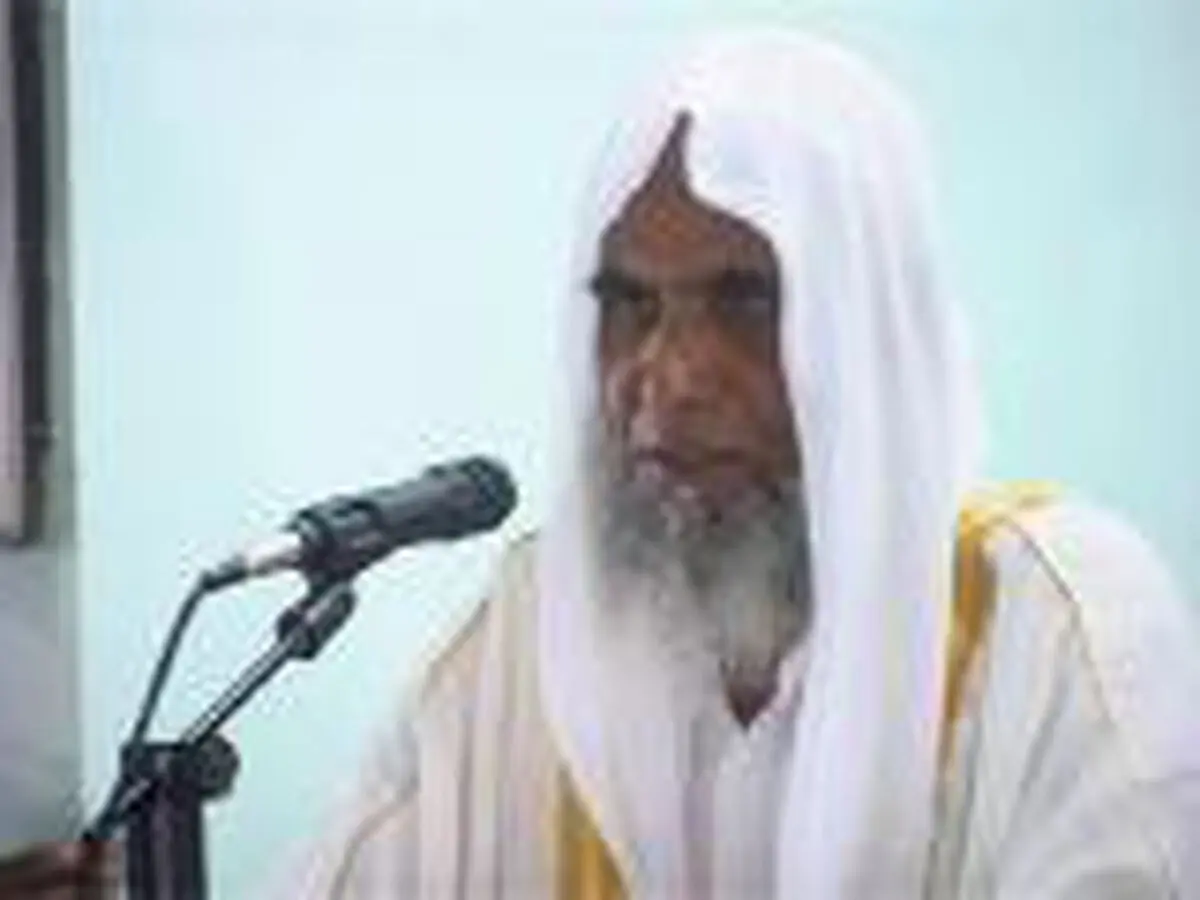 امام جمعه اهل‌سنت نیکشهر: بی‌حجابی زمینه‌ساز فساد در هر جامعه است