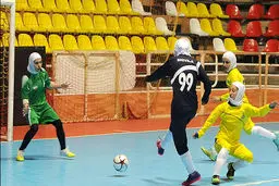 تیم‌های شرکت ملی حفاری و راه‌آهن در هفته چهارم لیگ برتر فوتسال بانوان پیروز شدند