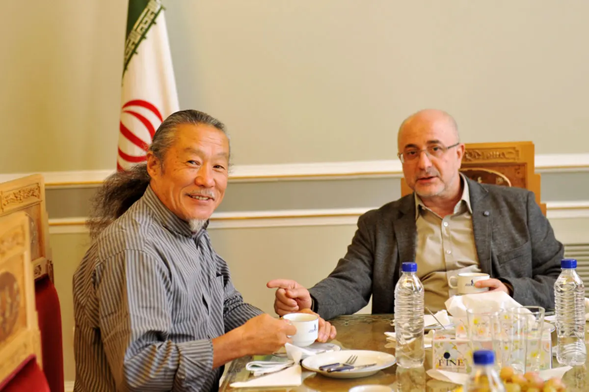 معاون وزیر ارشاد با  آهنگساز ژاپنی دیدار کرد