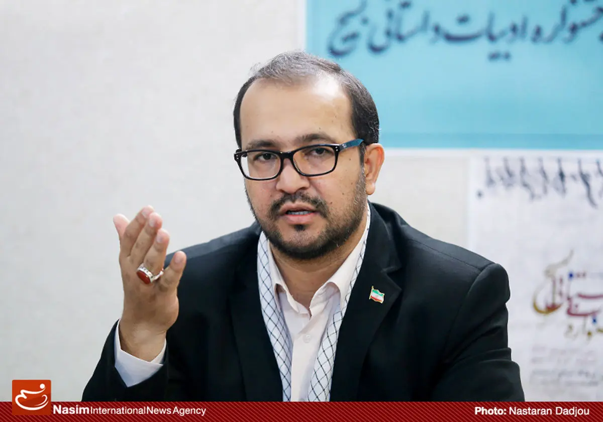 عضو هیات مدیره انجمن قلم: آقای مطهری! بیش از این دشمن‌شادمان نکنید