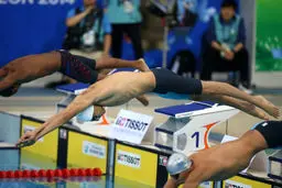 سرمربی تیم شنای جانبازان و معلولان: بازی‌ها را خوب شروع کردیم