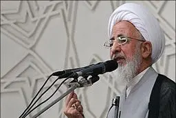 آیت‌الله جوادی آملی: مداحان کاری که از عظمت اهل بیت(ع) بکاهد را انجام ندهند