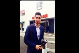 علیرضا جهانبخش جایزه گاو برنزی خود را دریافت کرد