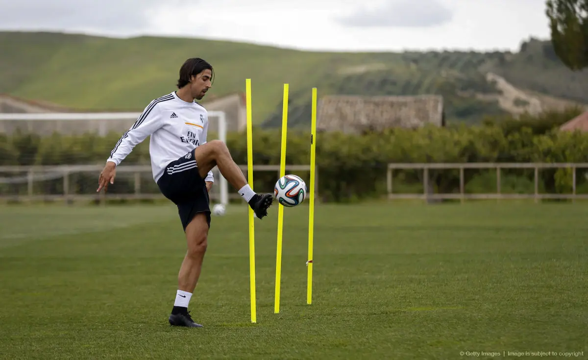 منچستریونایتد نیز "سامی خدیرا" را می‌خواهد