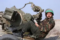 پندار اکبری: 