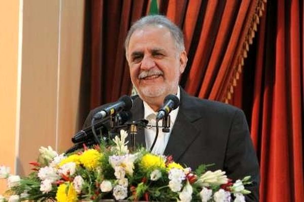 معاون وزیر صنعت از اکتشاف در ۲۰۰ هزار متر مربع از مناطق مختلف ایران خبر داد
