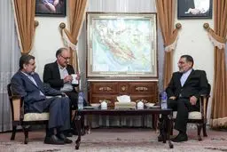 شمخانی: با دقت رفتار غیرسازنده برخی کشورهای منطقه و غربی را پیگیری می‌کنیم