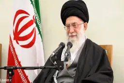 رهبر انقلاب: نجف‌آباد از پیشروترین شهرستان‌ها در نهضت امام و از قله‌های برجسته جهاد است