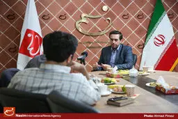 گزارش تصویری:: حضور مجید یراق‌بافان در خبرگزاری «نسیم»