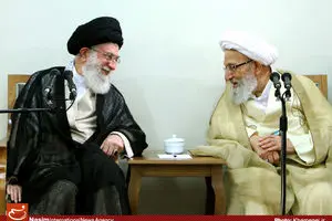 عکس خبری۱:: تصاویری از مرحوم آیت‌الله مهدوی کنی در کنار رهبر معظم انقلاب