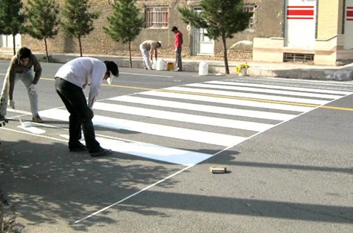 معاون شهردار تهران: در تمامی بزرگراه‌های تهران باید از خط‌کشی‌های گرم استفاده شود