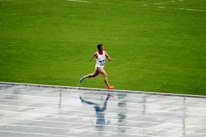 سعیدی و حسینی به فینال دوی ۴۰۰ متر راه یافتند