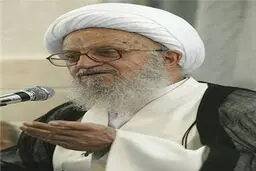 آیت‌‌الله مکارم شیرازی: بیشترین تهاجمات فرهنگی دشمن متوجه قشر جوان است