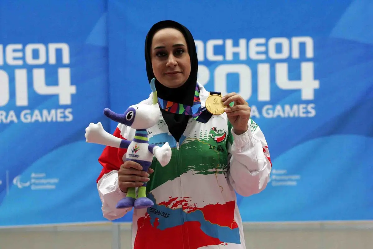ساره جوانمردی، پرچم‌دار کاروان ایران در مراسم اختتامیه بازی‌‌های پاراآسیایی شد