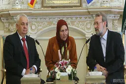 رئیس مجلس: تحریم‌ ایران به اقتصاد اروپا آسیب وارد کرد
