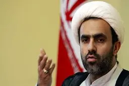 مسئول دبیرخانه کانون‌های ‌مساجد فارس: باید کیوسک‌های قرآنی در فرودگاه‌ها ایجاد شود