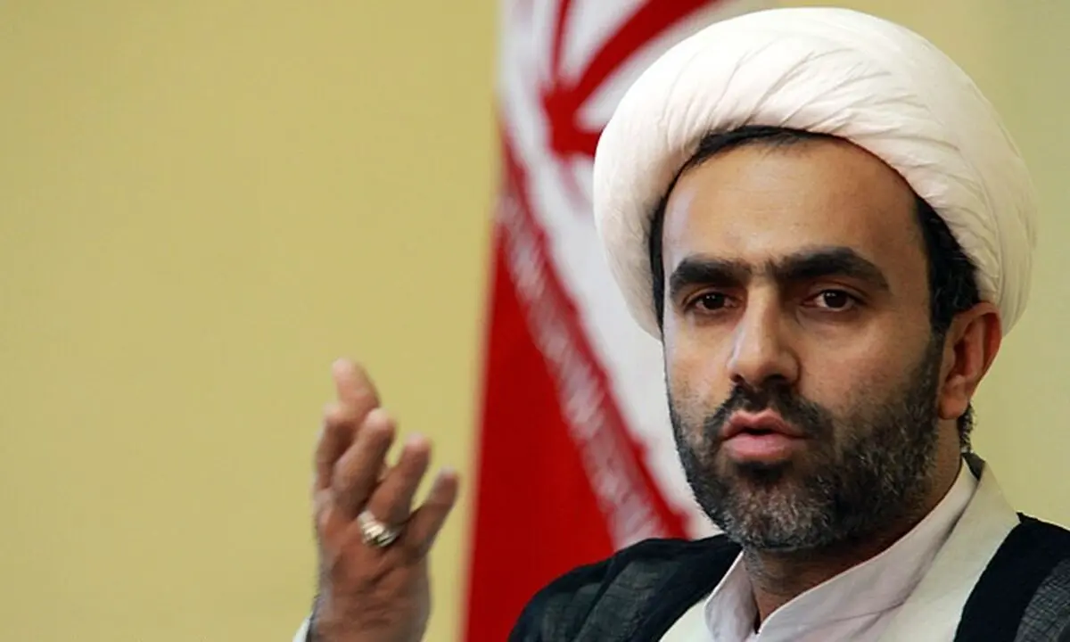 مسئول دبیرخانه کانون‌های ‌مساجد فارس: باید کیوسک‌های قرآنی در فرودگاه‌ها ایجاد شود