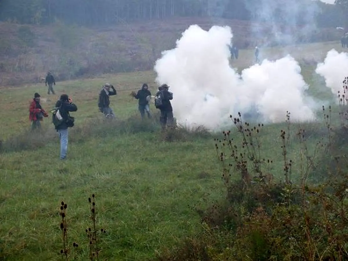 درگیری میان پلیس و معترضان در فرانسه یک کشته بر جای گذاشت