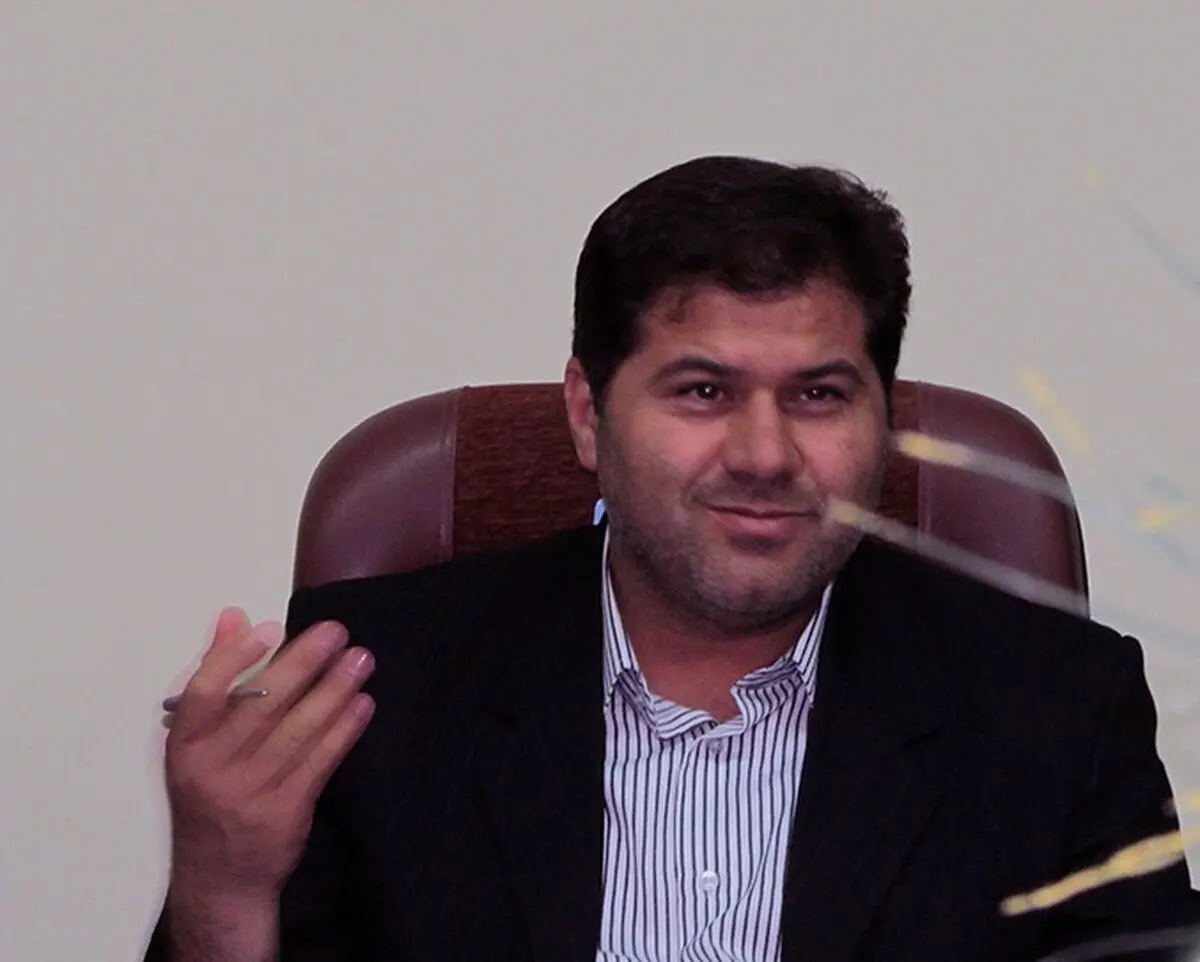 فرماندار سپیدان: فاز اول طرح گردشگری روستای "کمهر" آماده بهره‌برداری است
