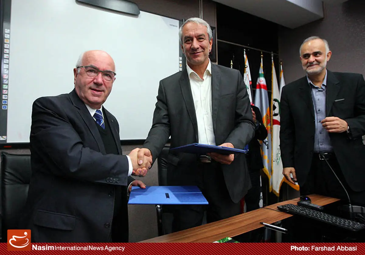 کفاشیان: دولت باید کمبود بودجه صداوسیما را جبران کند، نه فدراسیون فوتبال