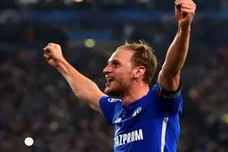 منچستریونایتد کاپیتان شالکه را زیر نظر دارد