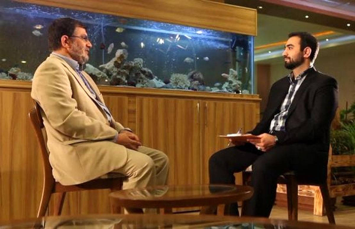 وحید یامین‌پور با عبدالحسین روح الامینی در شبکه افق به گفتگو می‌نشیند