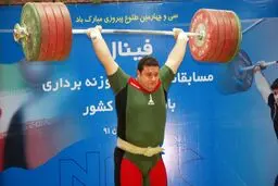 بهادر مولایی جراحی شد
