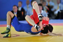 مسابقات کشتی فرنگی بزرگسالان قهرمانی کشور در تهران برگزار می‌شود