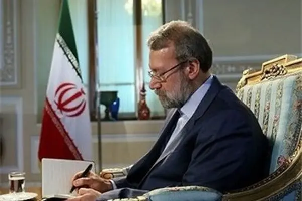 علی لاریجانی: قیصر امین‌پور نمونه کاملی از شاعران متعهد به انقلاب اسلامی است