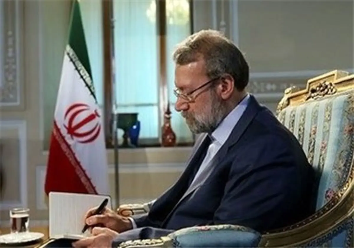 علی لاریجانی: قیصر امین‌پور نمونه کاملی از شاعران متعهد به انقلاب اسلامی است