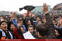 گردهمایی پنج هزار نفری دانش‌آموزان عاشورایی در میدان امام حسین(ع) برگزار شد