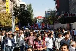 کردهای ترکیه برای همبستگی با مبارزان شهر 