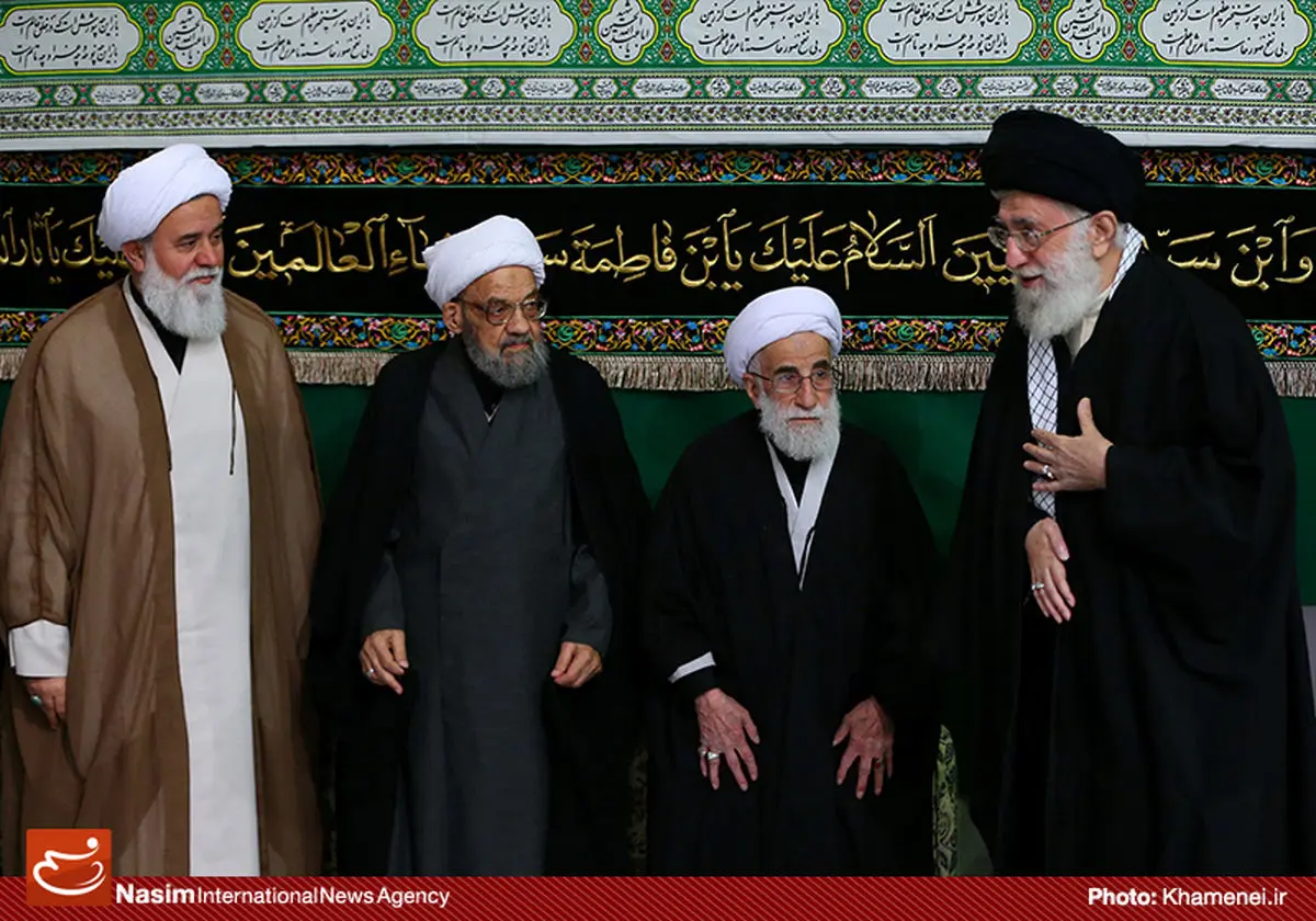 گزارش تصویری:: دومین شب عزاداری ایام محرم در حسینیه امام خمینی(ره) با حضور رهبر معظم انقلاب
