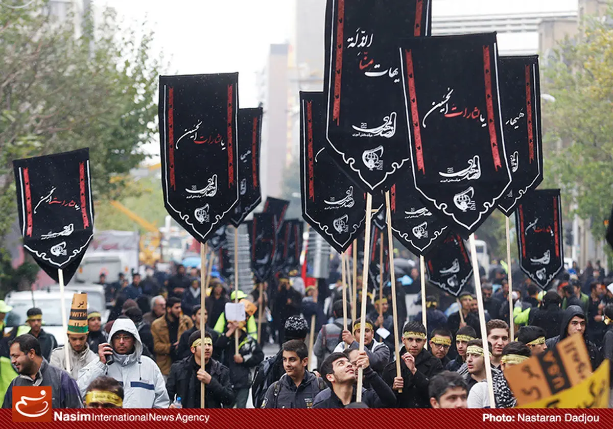 گزارش «نسیم» از راهپیمایی یوم‌الله ۱۳ آبان در عاشورای حسینی