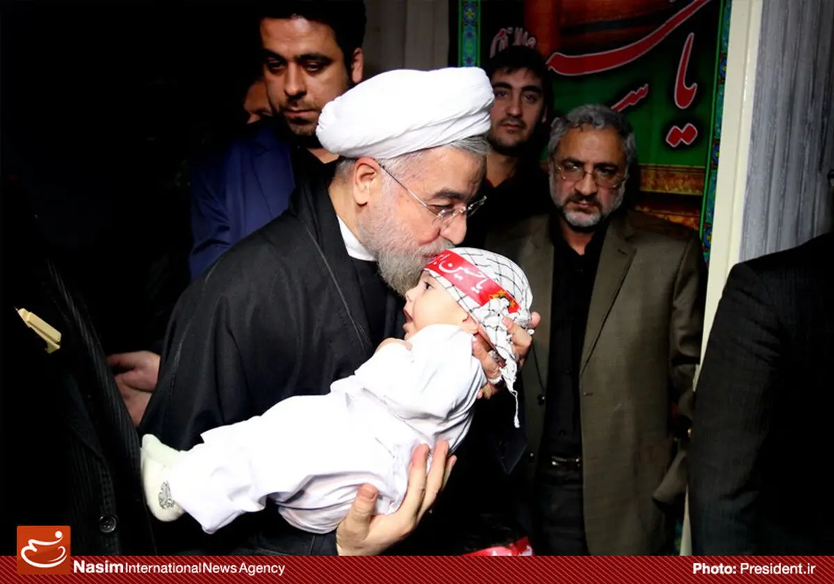 عکس خبری:: حضور رئیس‌جمهور در شیرخوارگاه و خانه نوباوگان آمنه